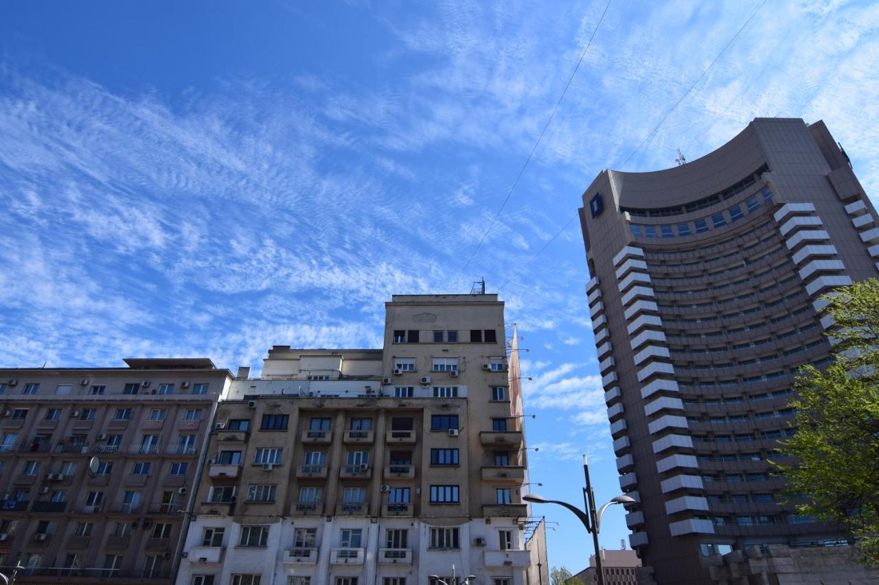 Beautiful Apartment In Old City Bukarest Exterior foto